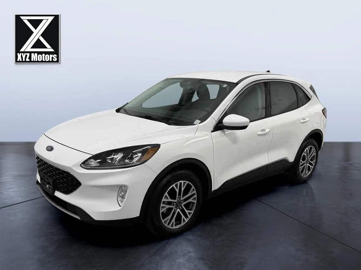 Sold 2022 Ford Escape SEL Hybrid in Grand Rapids